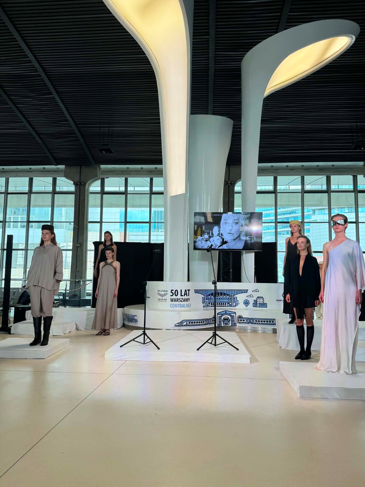 Trend Station - Pokaz Mody na dworcu Warszawa Centralna